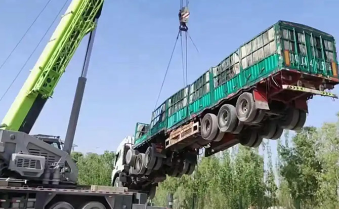 桐柏道路脱困救援案例