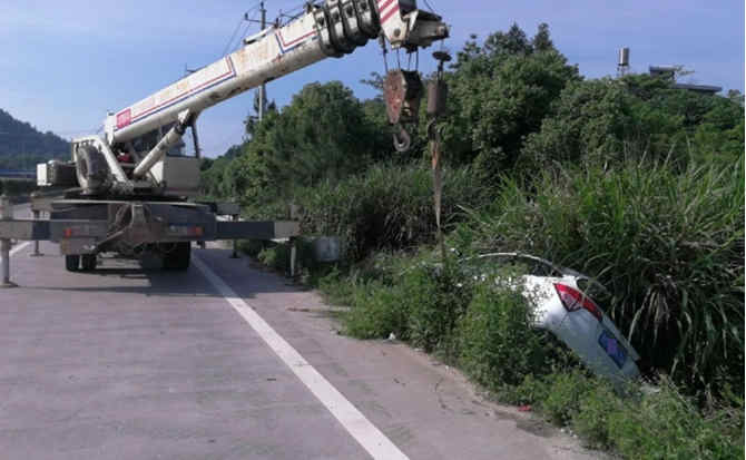 桐柏重载吊车救援
